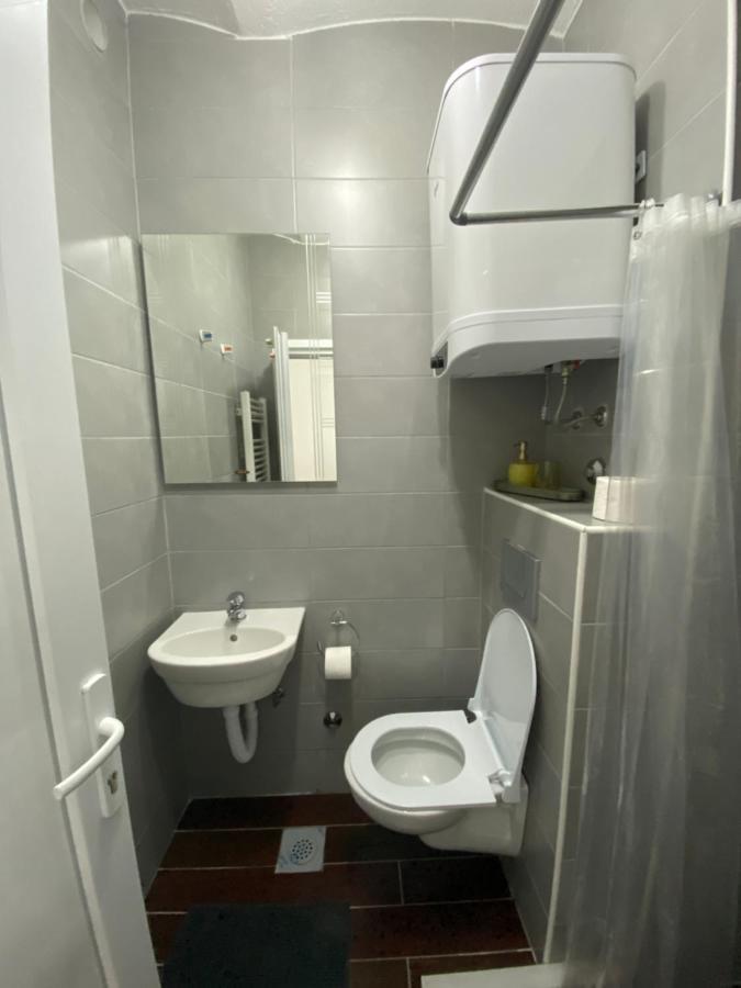 Studio Apartman Sandra Sarajevo Exterior foto